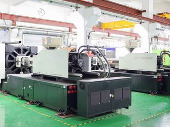 Atelier de moulage par injection plastique