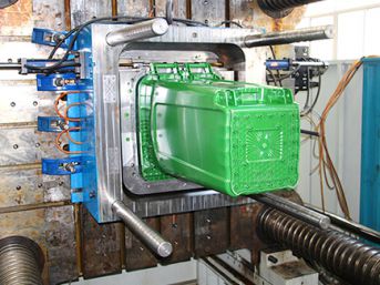 Atelier de moulage par injection plastique